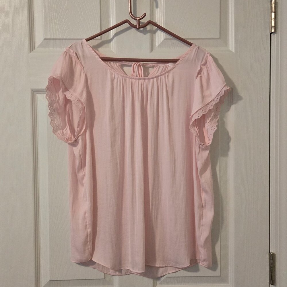 LC Lauren Conrad Pink Blouse w/ Ruffled Cap Sleeve & Lace Detail Trim Size L